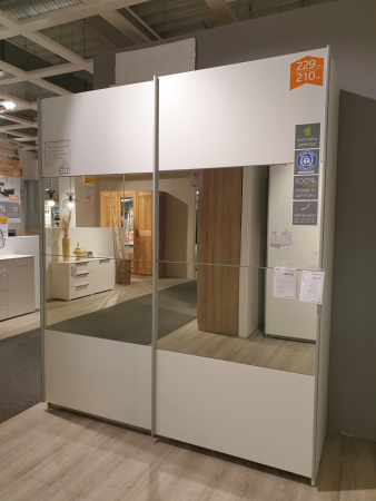 Schwebetürenschrank "Queen"