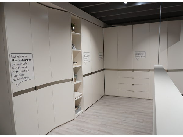 Komfort-Eckschrank "Mr-Airline"