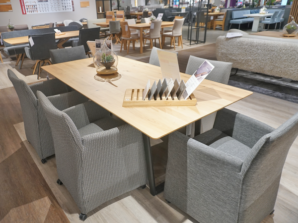 Tischgruppe "Mr-Picara"