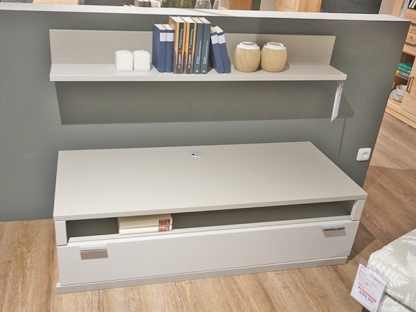 TV-Unterteil mit Wandboard "Vilano Sonate"