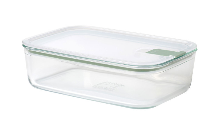 Die Mepal Frischhaltedose Easyclip 1500 ml, mit weißem Kunststoffdeckel, ist auf weißem Hintergrund abgebildet.