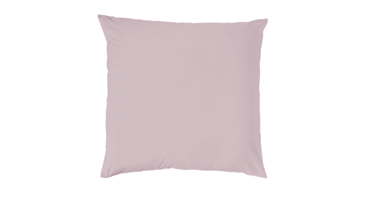 Ein hellrosa Renforce-Kissenbezug Stone-Washed 40 x 40 cm mit glatter Oberfläche auf einfarbig weißem Hintergrund.