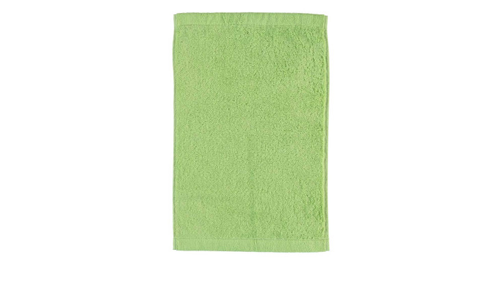 Ein schlichtes pistazie-grünes Cawö Gästehandtuch Lifestyle 30 x 50 cm flach auf weißem Hintergrund.