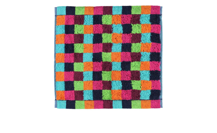 Ein rechteckiges Cawö Seiftuch Lifestyle 30x30 cm in einem lebendigen, mehrfarbigen Schachbrettmuster.