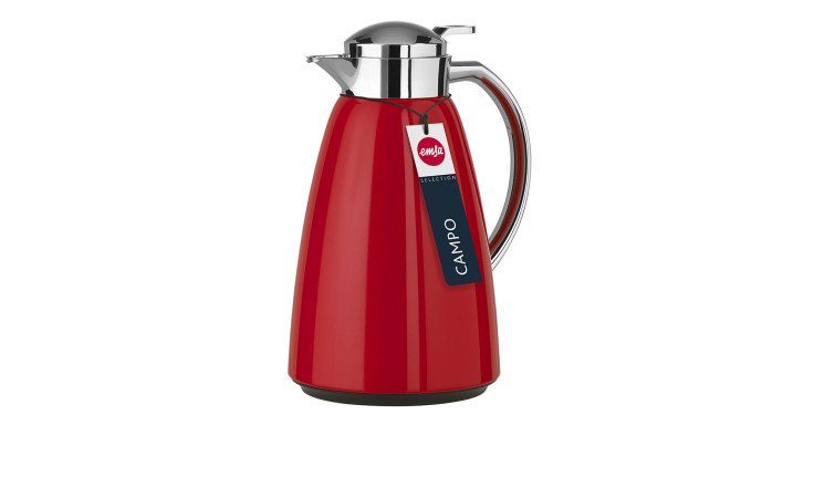 Die Emsa Isolierkanne Campo 1 l ist eine rote Thermoskanne mit silbernem Deckel, Henkel und einem CAMPO-Anhänger am Hals.