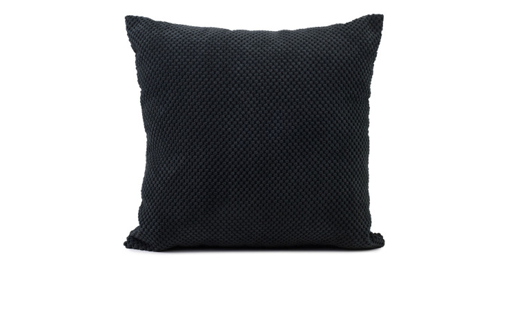 Eine Kissenhülle Sven 40 x 40 cm von Ambiente Trendlife steht aufrecht vor einem weißen Hintergrund.