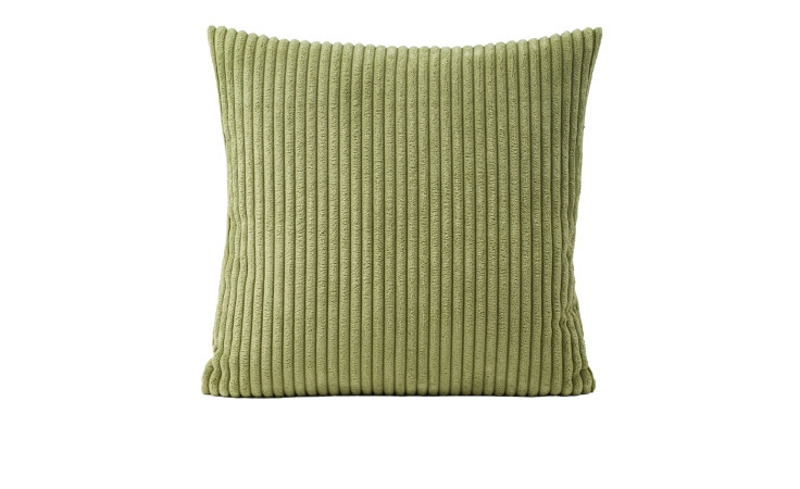 Kissenhülle Anafi 40x40 cm von Ambiente Trendlife, grüne Synthetikfaser mit Cord-Rillen, vor weißem Hintergrund.