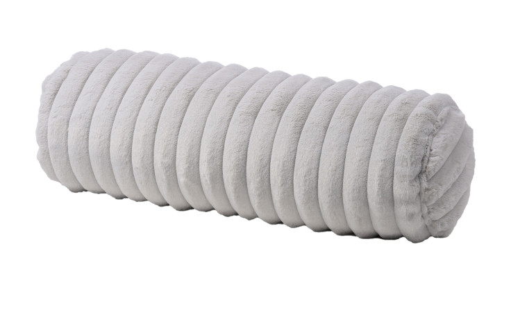 Eine zylindrische, weiße Ambiente Trendlife Kissenrolle Vito 60 x 20 cm auf weißem Grund.