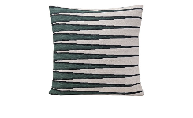 Kissenhülle Picolino 40x40 cm von Ambiente Trendlife mit geometrischem Muster in Petrol und Schwarz auf Weiß.