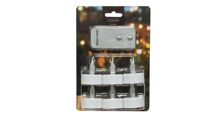 LED-Teelicht-Set 6 tlg. (3x4 cm, mit Fernbedienung) vor unscharfem Lichter-Hintergrund dargestellt.