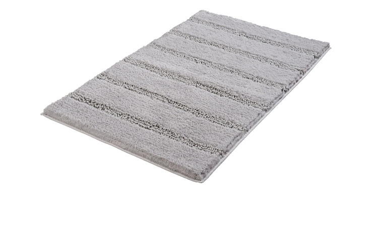 Kleine Wolke Badteppich Monrovia 70 x 120 cm, Synthetikfaser, grau mit Streifen, auf weißem Hintergrund gezeigt.