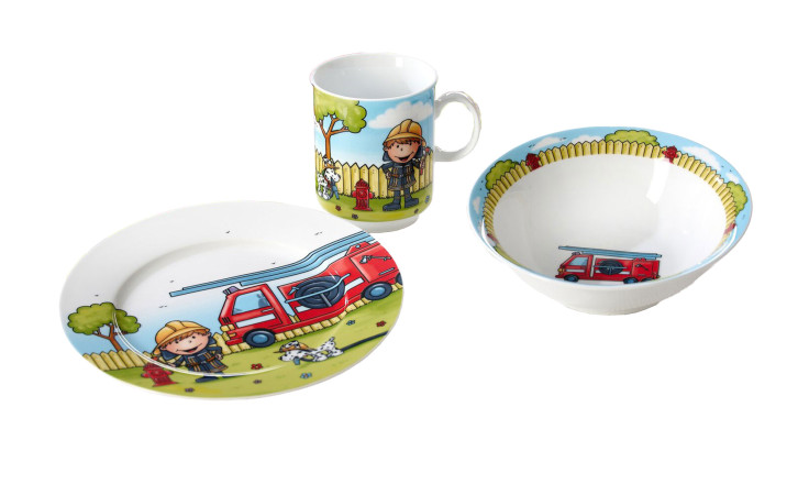 Ritzenhoff Kinderset Bernie 3tlg: Porzellanteller, Schüssel und Becher mit Feuerwehrmann, Feuerwehrauto und Hund.