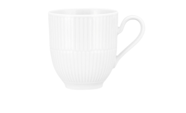 Becher Amina 350 ml von Seltmann: Weißes Porzellan, gerippte Struktur, gebogener Henkel - stilvoll dekorieren.
