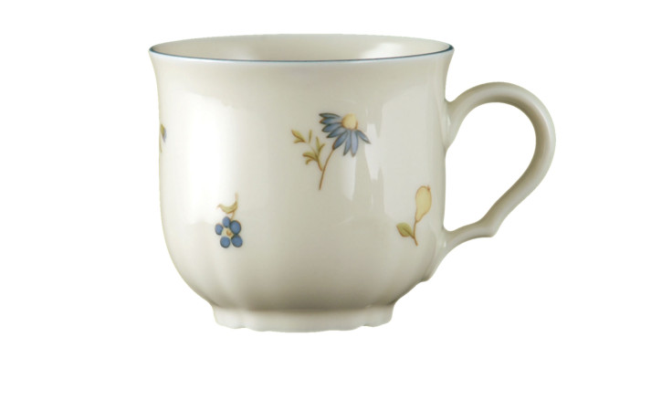 Espressotasse Marieluise 100 ml aus Porzellan mit Streublumen-Motiv.