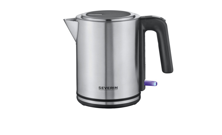 Der SEVERIN Wasserkocher 1 l hat einen Korpus aus gebürstetem Edelstahl, einen schwarzen Griff und einen Deckel mit dem Severin-Branding auf der Vorderseite.