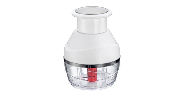 Der Küchenprofi Multischneider Push ist ein weißer Handhäcksler mit einem 8,5 cm großen durchsichtigen Behälter und roten Klingen.