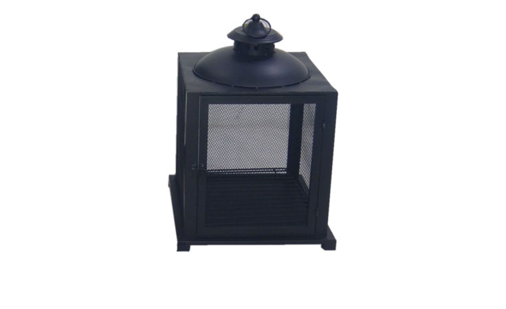 Boltze Feuerkorb Robby 55 cm aus Metall mit Mesh-Seiten, Loop-Griff, Dekozubehör auf weißem Hintergrund.