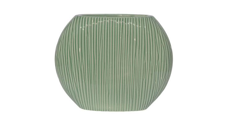 Die Vase 16 cm Salbei ist aus hellgrüner Keramik mit vertikalen Rillen und einer ovalen Form, die auf einem weißen Hintergrund dargestellt ist.