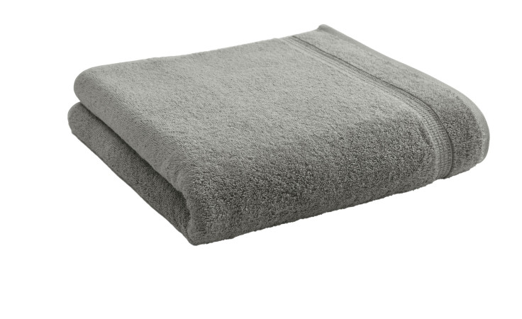 Ein MONDO Handtuch 50 x 100 cm Pepplestone von Mondo, sauber gefaltet mit einer strukturierten Oberfläche auf weißem Hintergrund.