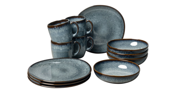 Das Villeroy & Boch Frühstücks-Set Lave Gris 12-tlg. besteht aus grauen Tellern, Schalen und Bechern mit dunkelbraunen Rändern auf weißem Grund.