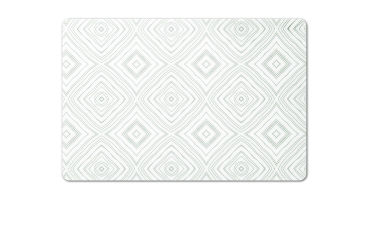 Platzset 45 x 30 cm aus weißem Kunststoff mit einem dezenten hellgrauen geometrischen Rautenmuster.