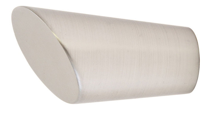 Ein Gardinen-Endstücke Rag 20 mm in gebürstetem Metall, Edelstahl-Optik, mit modernem schrägen zylindrischen Design.