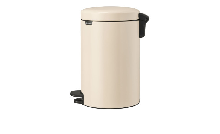 Beigefarbener Treteimer NewIcon 12 l mit schwarzem Fußpedal und abgerundetem Deckel, abgebildet auf weißem Hintergrund.
