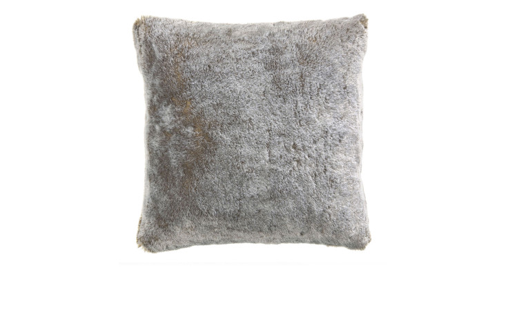 Das Mondo Fellimitatkissen Fluffy MONDO 48 x 48 cm zeigt weiche Kunstfaser in grau auf weißem Hintergrund.