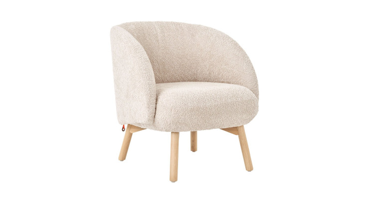 Sessel Thalia, in der Farbausführung ivory, Schrägansicht