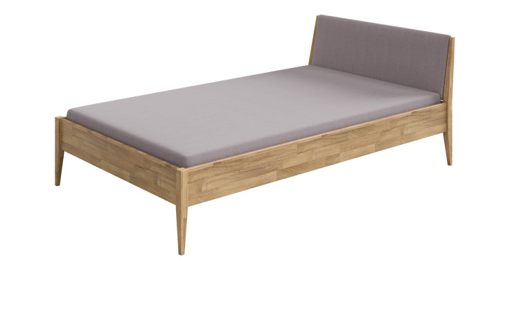 Traumliege Stiene in Eiche Massivholz mit einem Stoffkopfteil in Steingrau.