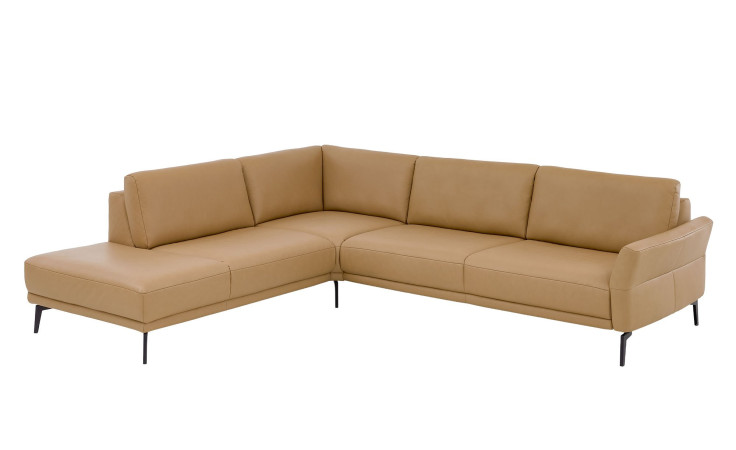 Basis-Ecksofa plano|FORM Formello,in der Fatbausführung Honey, Schrägansicht