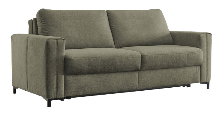 Basis-Schlafsofa „Pickering“ von Hukla: Stoff in Oliv, 2 Sitzkissen, HSL-Polsterung, breite Armlehnen auf beiden Seiten.