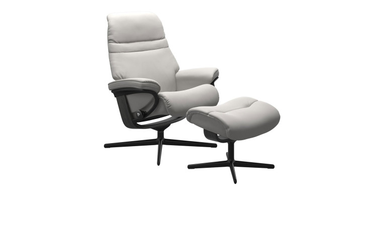 Relaxsessel mit Hocker Stressless Sunrise L Cross in grauem Leder mit schwarz grauem Gestell.