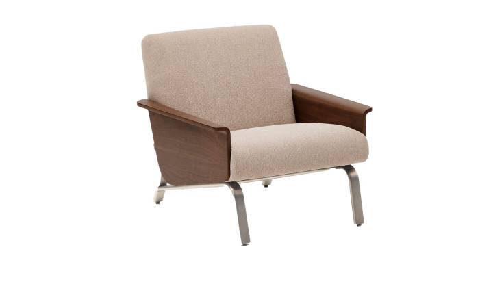 Sessel Amsen von Kave Home mit Nussbaumfurnier, Bezug in hellbraun