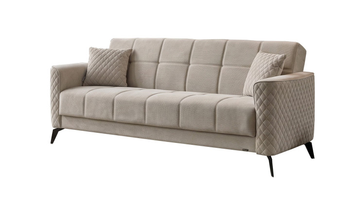3-Sitzer-Sofa Lexi: Beige, 2 Kissen, Bonell-Federkern, gesteppte Armlehnen und schwarze, schräge Beine.