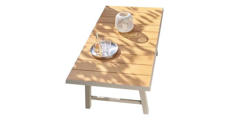 Gartentisch Kreta mit Tischplatte aus Teakholz und Gestell aus Aluminium in Off-White