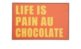 Gerahmtes Bild  Pain Au Chocolate, rotes Bild mit einer gelben Aufschrift