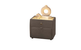 Nachttisch Lena mit einem Cordbezug in der Farbe Taupe und Deko auf der beleuchteten Ablagefläche