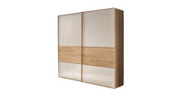Basis-Schwebetürenschrank Rügen mit einer Front in Champanger aus Glas und einem Korpus in Eiche teilmassiv