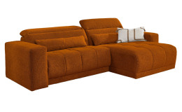 Wohnlandschaft Leona in Orange mit Ottomane rechts, mit Microfaserstoff und verstellbarem Kopfteil vor weißem Hintergrund.