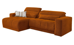Wohnlandschaft Leona in Orange, langlebiger Microfaserbezug, mit Ottomane links freigestellt vor weißem Hintergrund.