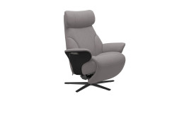 Basis-Relaxsessel Adam (M) Wood Power Sirius, in der Farbausführung Light Grey, Schrägansicht