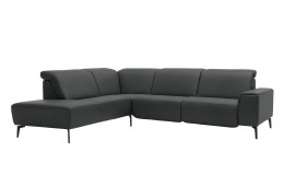 Basis-Ecksofa MR 1320 in einem Echtleder-Bezug in Steel. Schräge Frontansicht