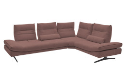 Komfort-Ecksofa Musterring MR 2795, in der Farbausführung Rot, Schrägansicht mit Sitztiefenverstellung