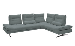 Komfort-Ecksofa Musterring MR 2795, in der Farbausführung Türkis, Schrägansicht mit Sitztiefenverstellung