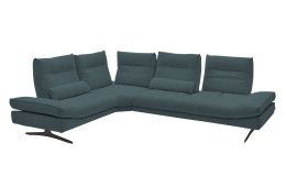 Basis-Ecksofa Musterring MR 2795, in der Farbausführung Blau, Schrägansicht mit Sitztiefenverstellung