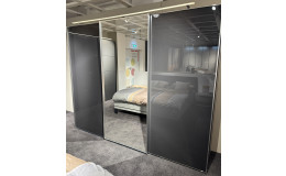 Schwebetürenschrank "Phönix"