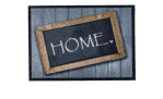 Die Astra Fußmatte Deco Brush 50 x 70 cm ist eine strapazierfähige Polyamid-Fußmatte mit HOME und einem weißen Herz-Kreidetafeldesign.