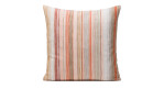 Ambiente Trendlife Kissenhülle Pina Colada, 50x50/80 cm, mit vertikalen Streifen in Apricot Orange, Beige, Rosa und Weiß.