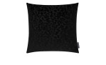 Die Kissenhülle Gepardo 45 x 45 cm ist schwarz mit dezentem Leopardenprint, hergestellt aus Kunstfaser.